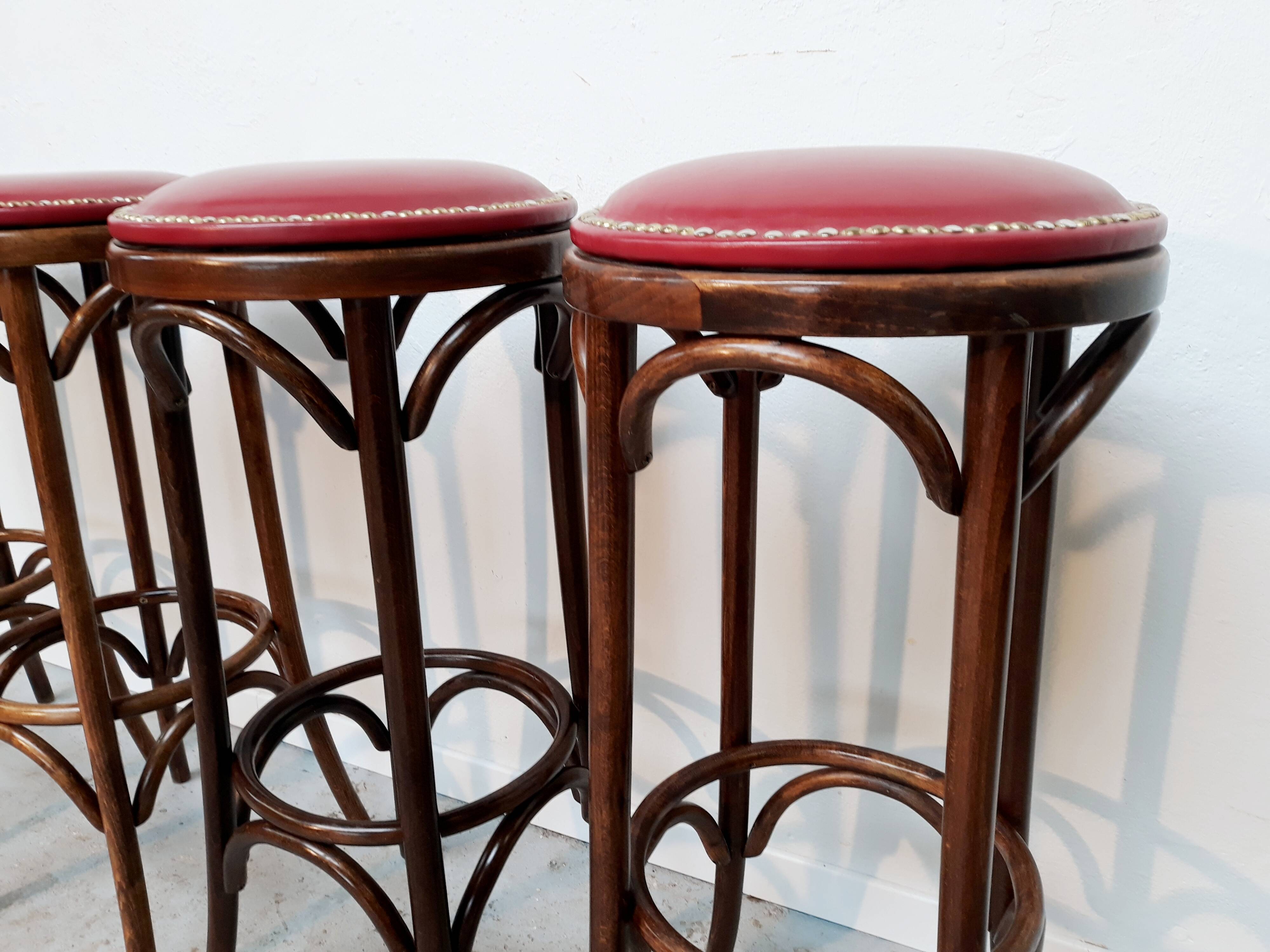 Set of 4 vintage bistro stools