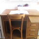 Bureau chêne clair et sa chaise Baumann