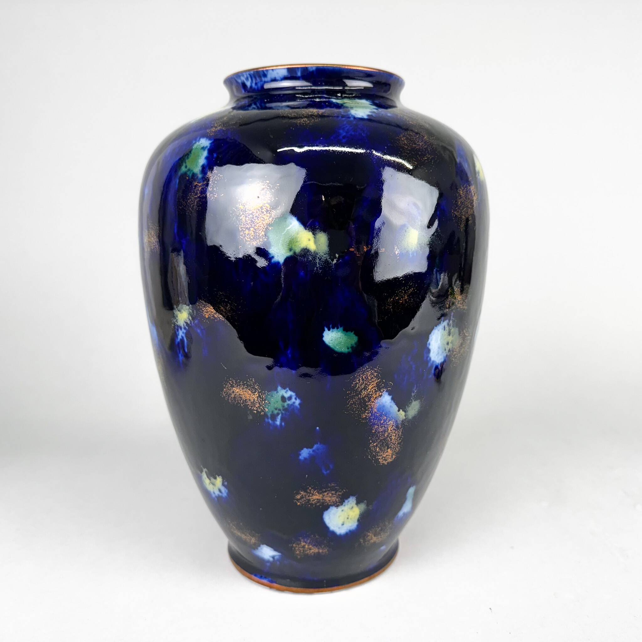Vase en porcelaine cobalt des années 1970 par Wallendorf, Allemagne