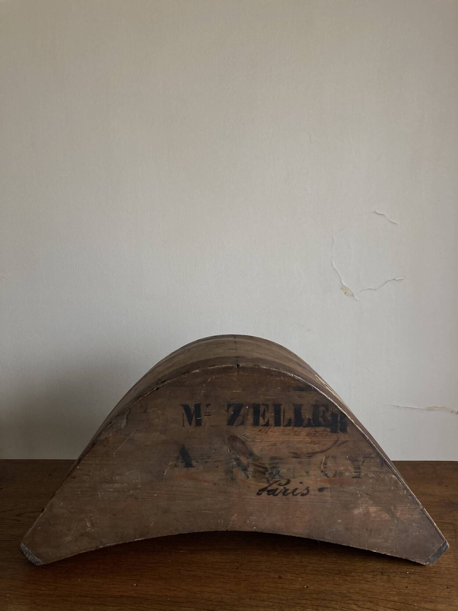 Neo-classical Empire box 1860 in curved wood shape XXL
