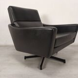 Fauteuil pivotant skaï vintage