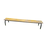 Bench of schoolchildren