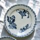 Assiettes plates oiseaux du XIXe siècle terre de fer signées Onnaing