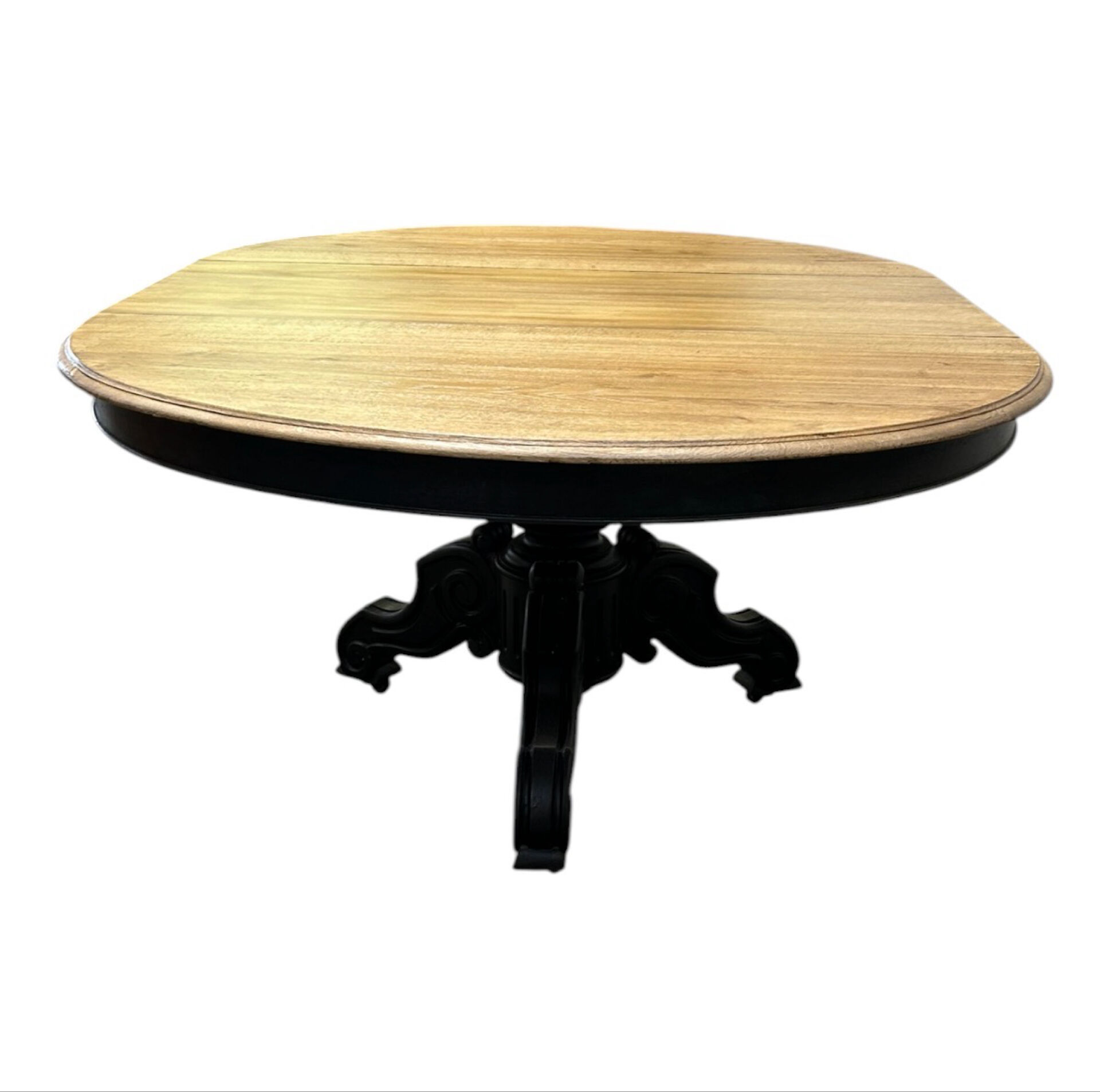 central leg table