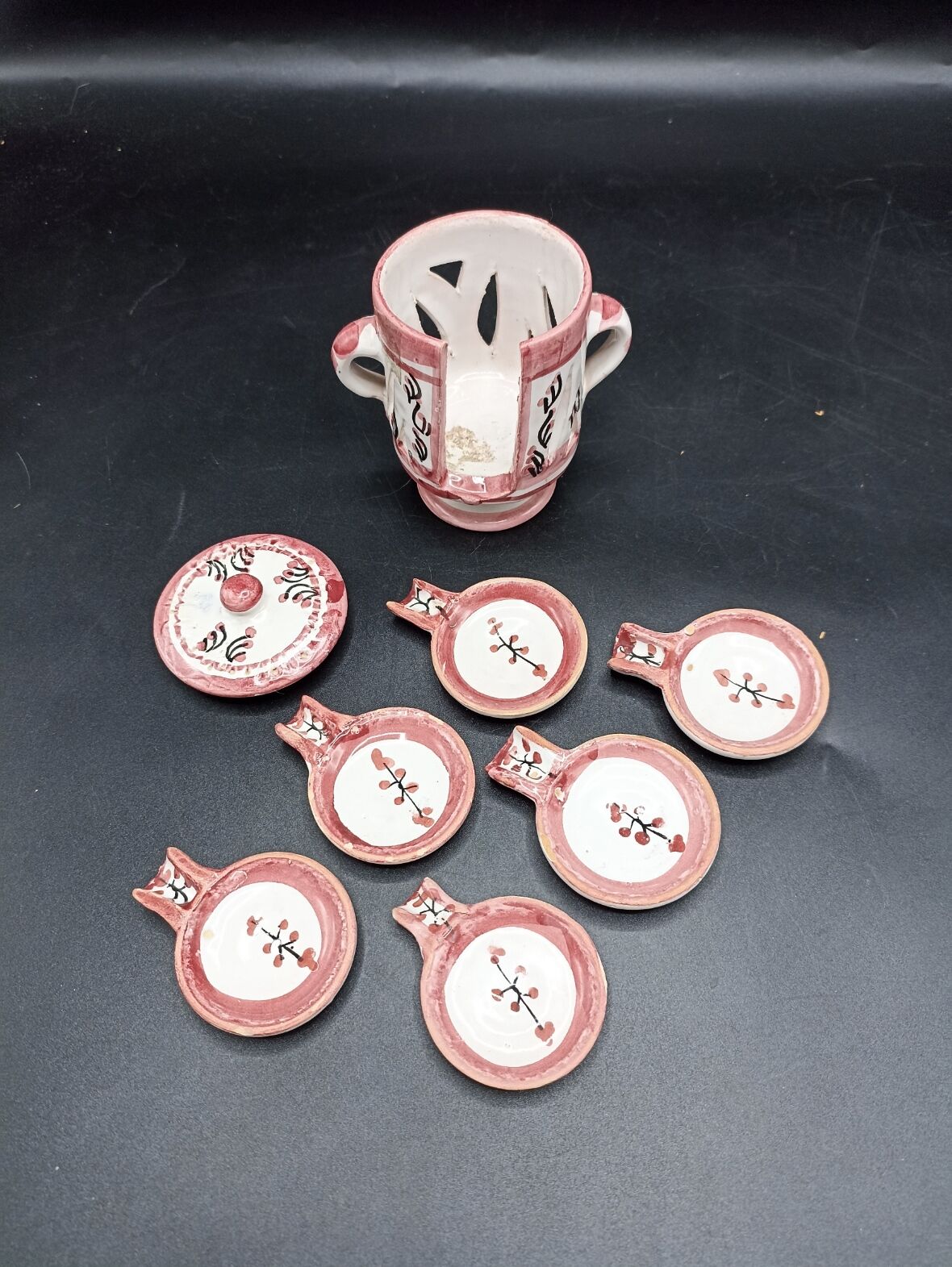 Glazed terracotta guest ashtray - rose