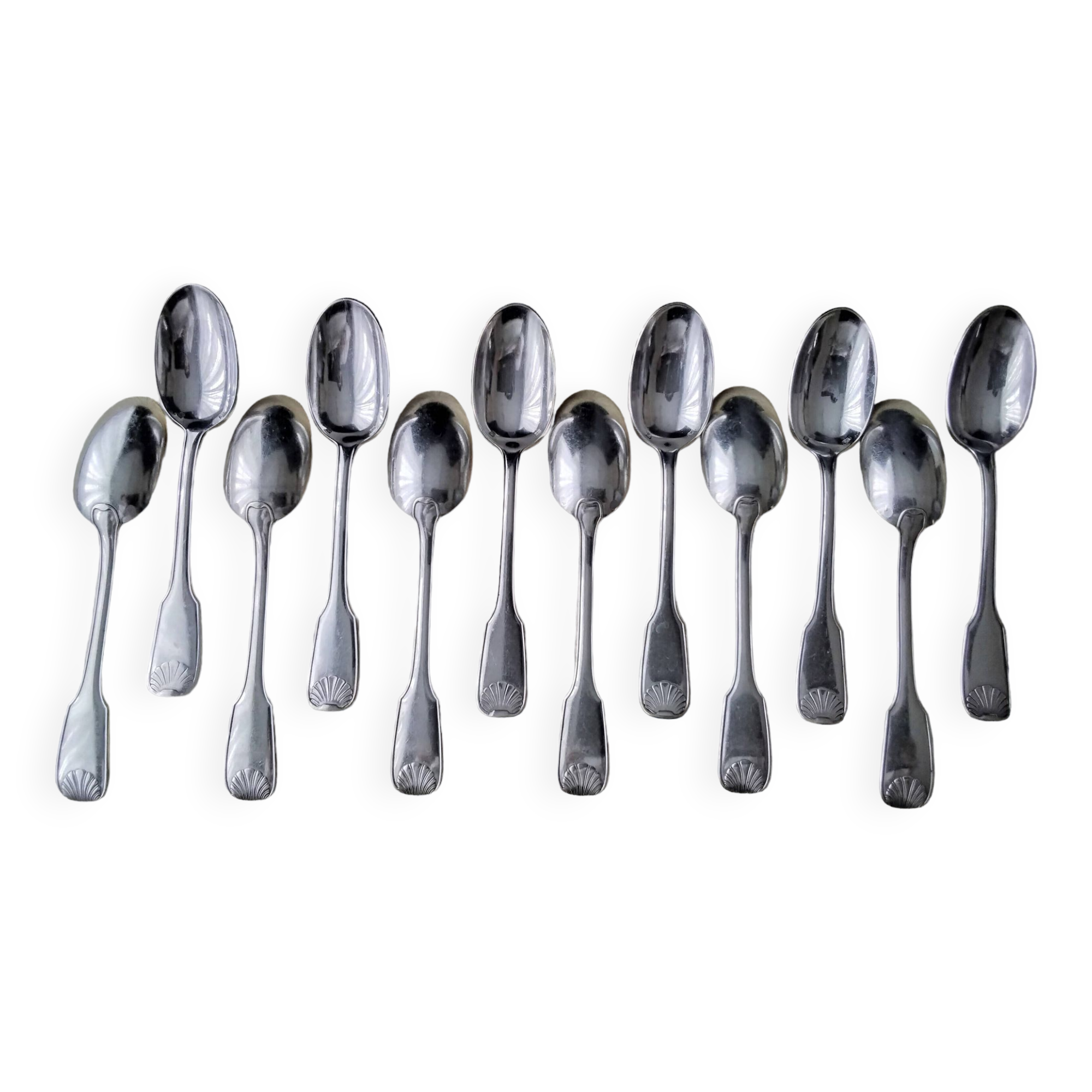Box of 12 silver-plated teaspoons Shell model