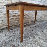 Farmhouse table with one drawer