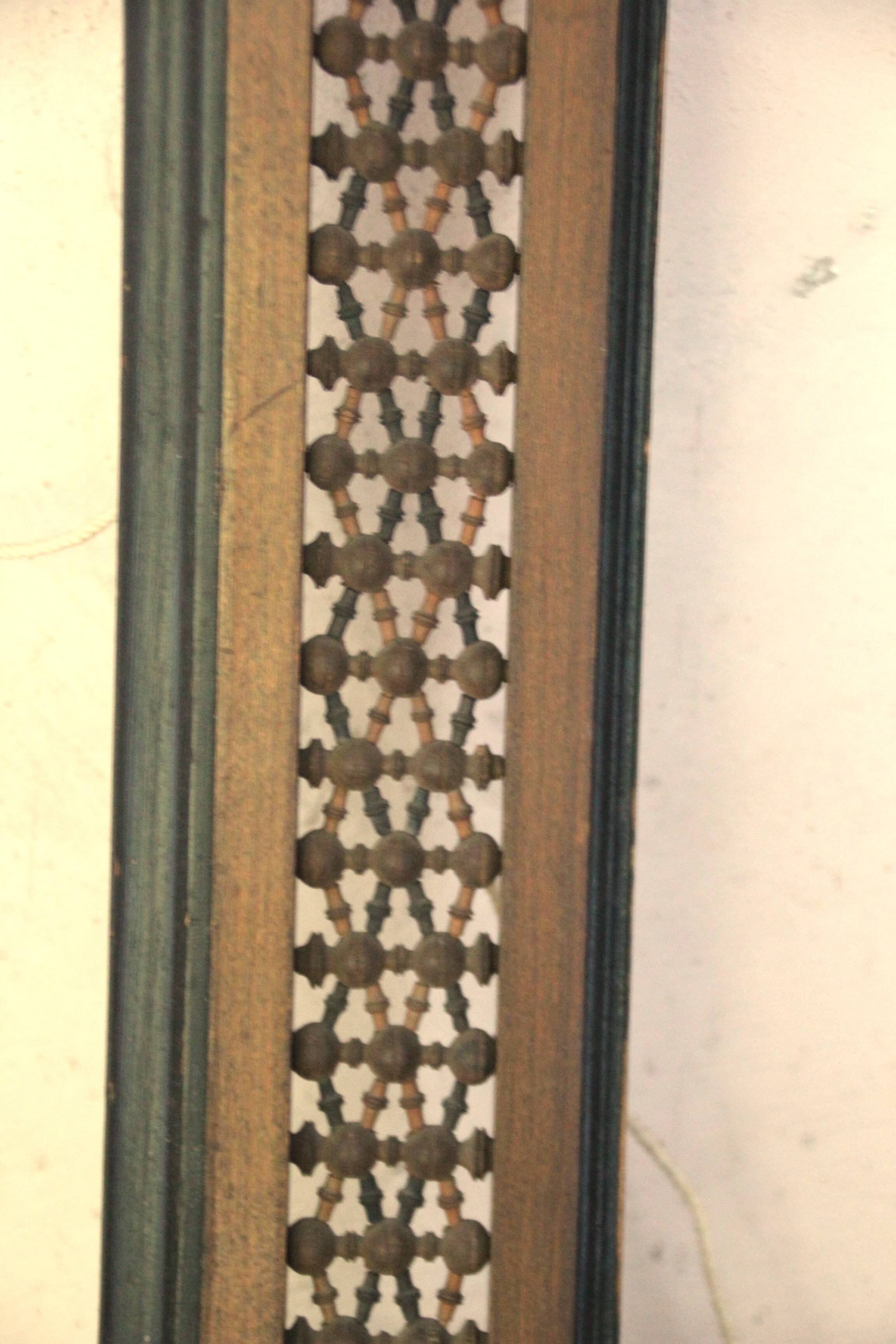 Large oriental frame with moucharabieh decoration