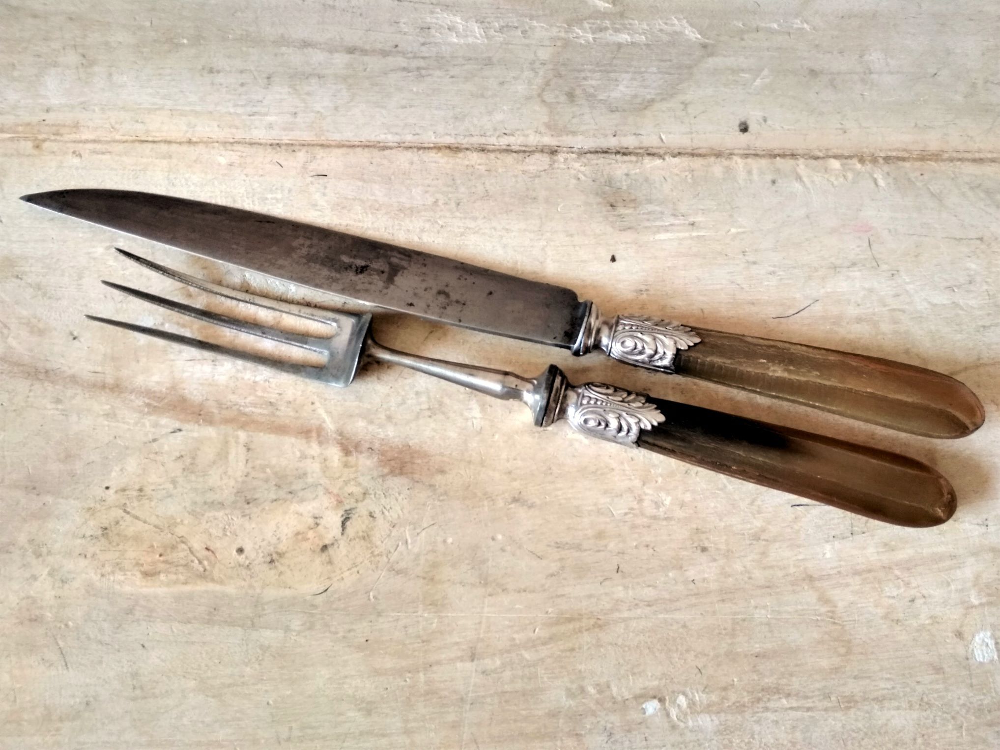 Paire de couverts à découper