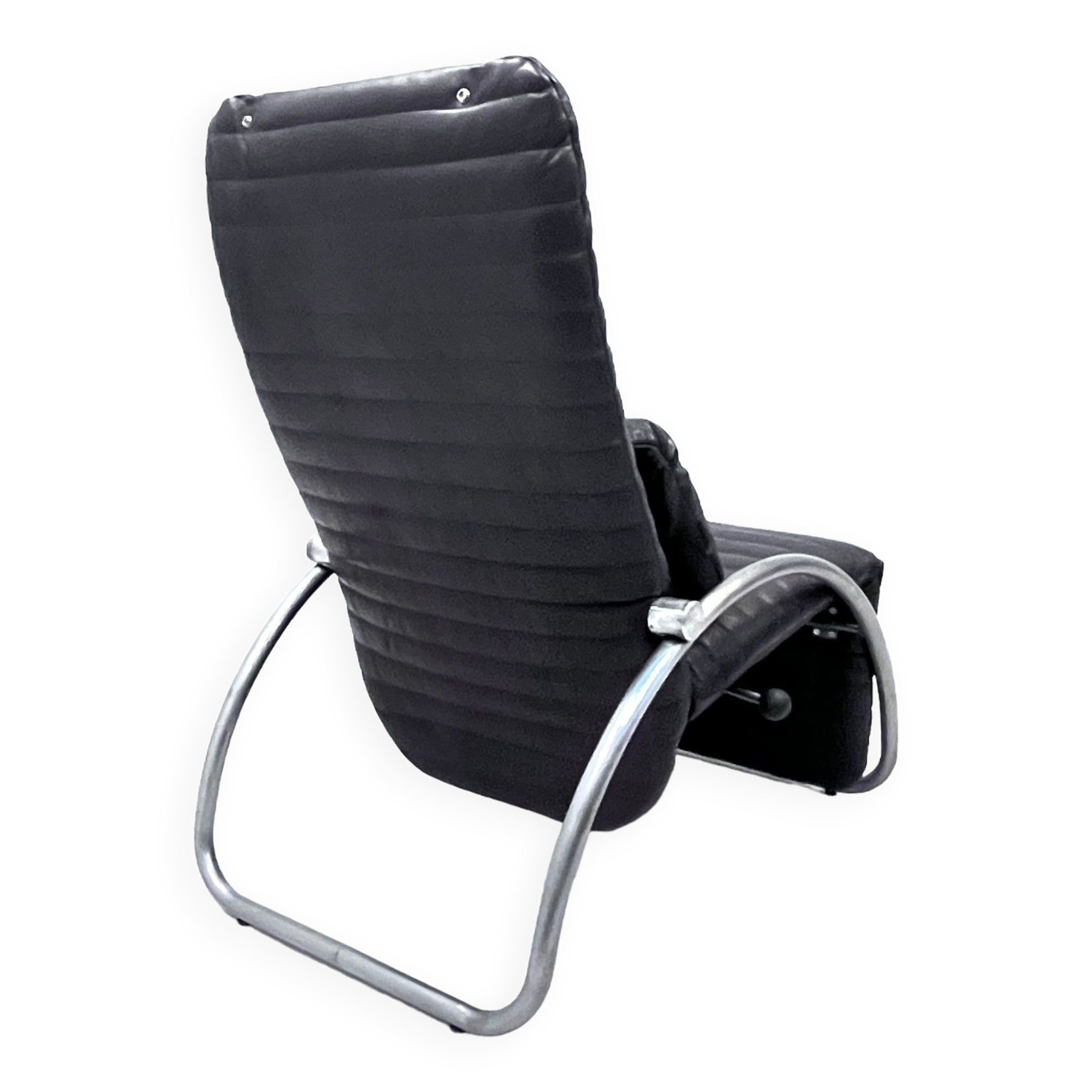 Leather lounge chair