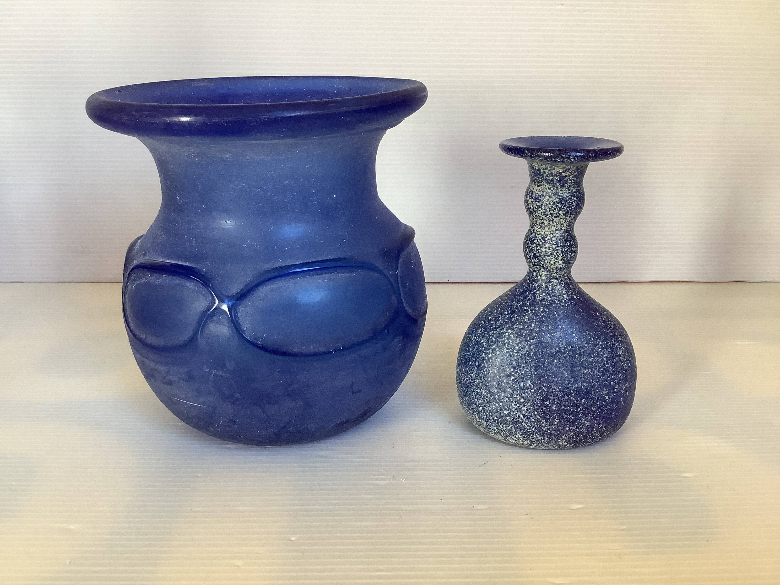 Murano scavo vase duo