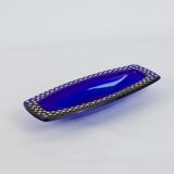 Coupe en verre bleu cobalt décor en relief doré rectangulaire,1960