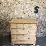 English chest of drawers