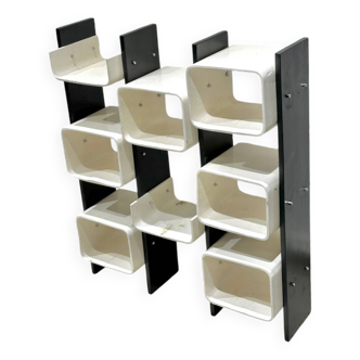 fiber and wood Shelf