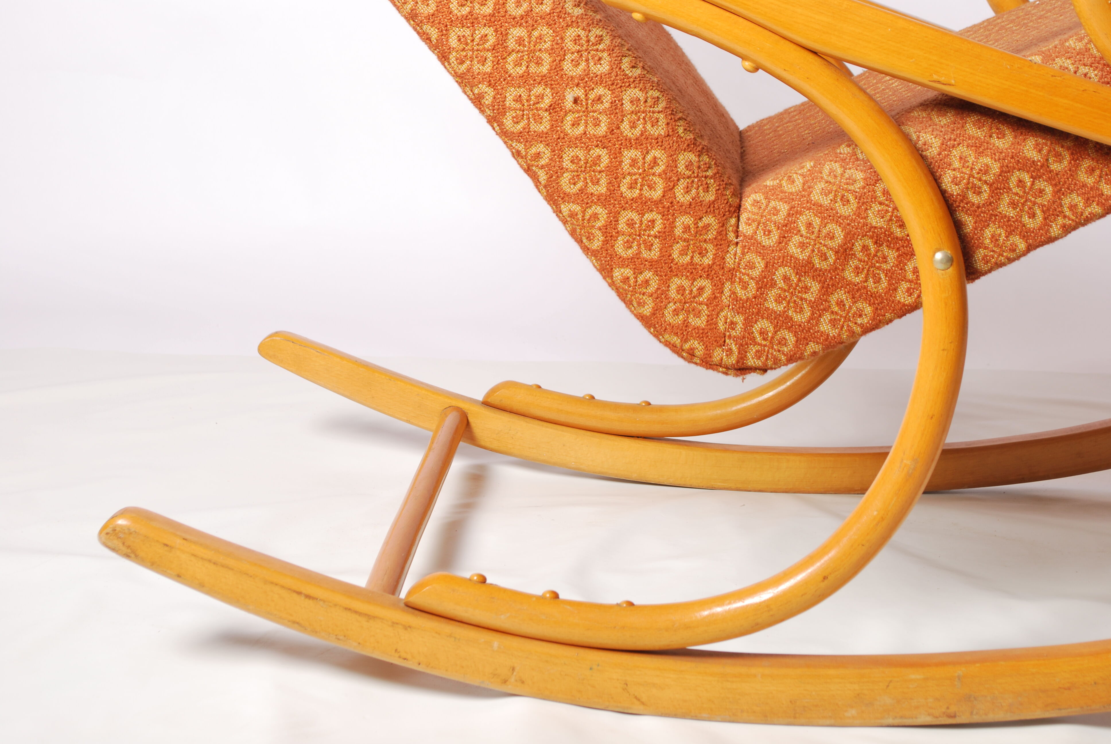 Bentwood rocking chair from Ton, 1960s, Czecoslovakia