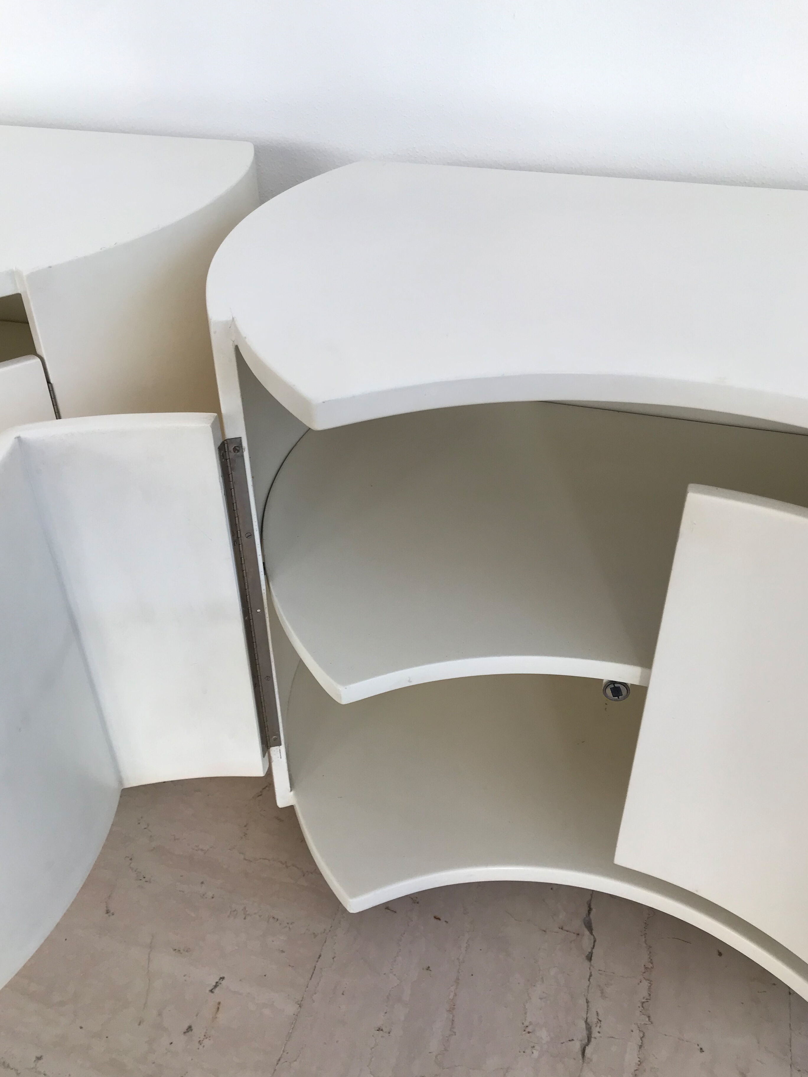 Simon Gavina Italian white lacquered wood  nigthstands, 1970s