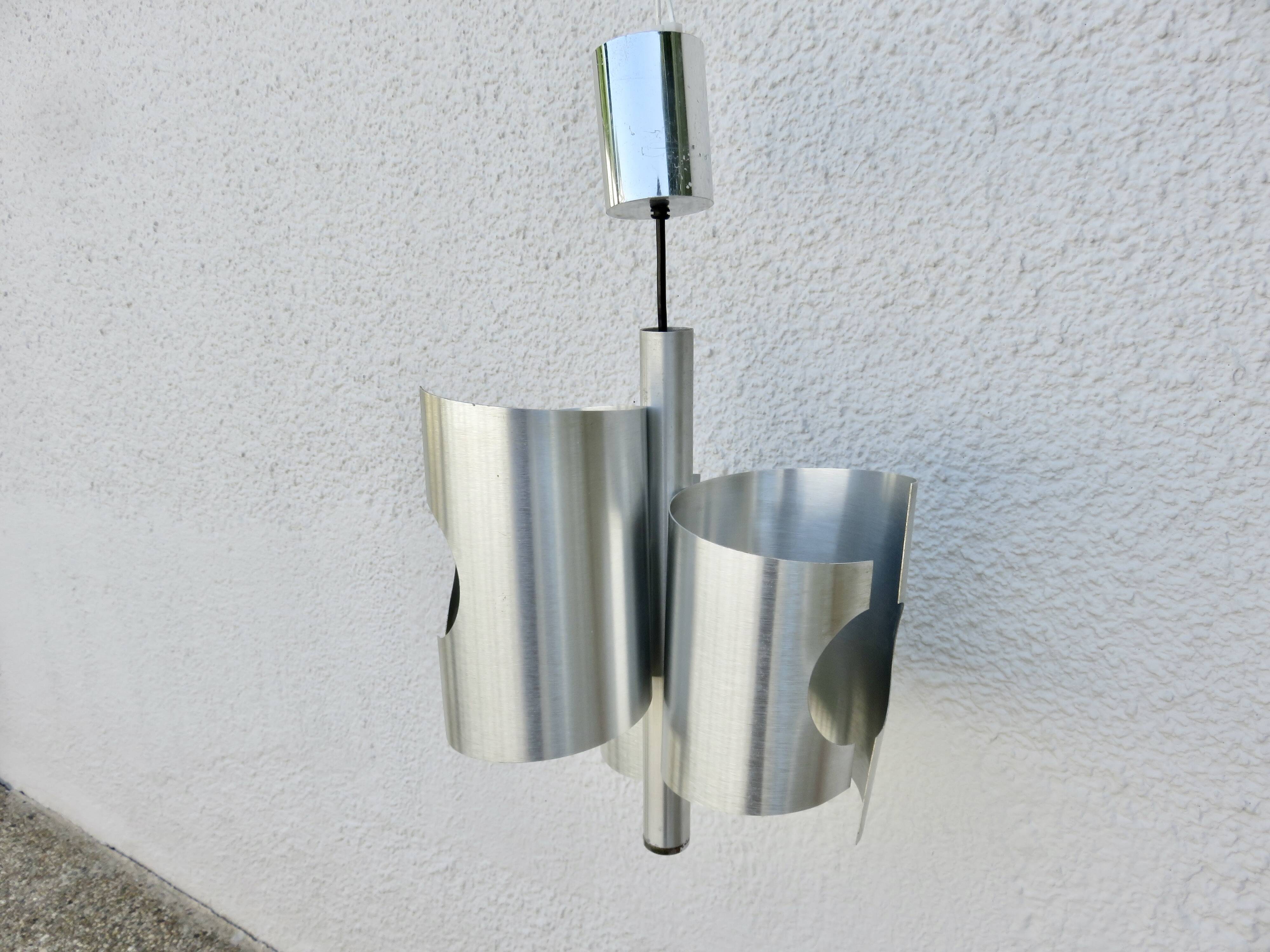 Suspension space age, UFO, rockabilly, pure 1970s design.