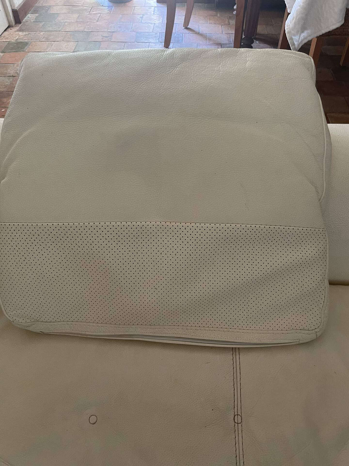 Corner sofa with chaise longue for 4 people