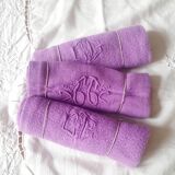 Trio de serviettes anciennes teintes