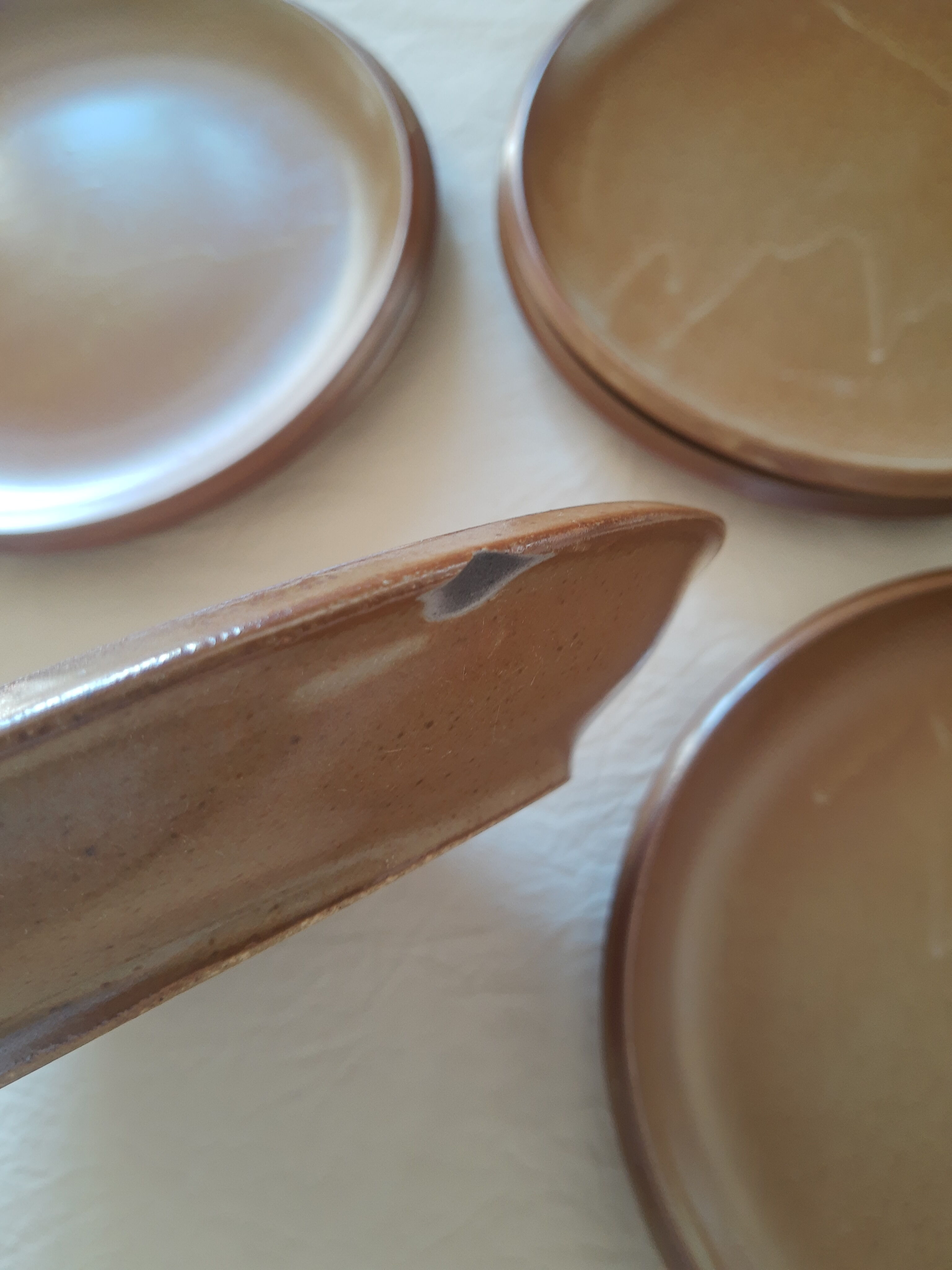 Set of 8 vintage brenne stoneware flat plates