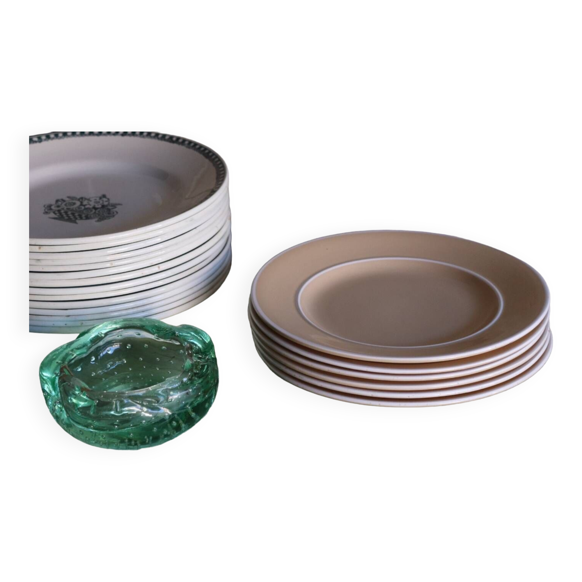 6 beige grosfillex dinner plates Salins France