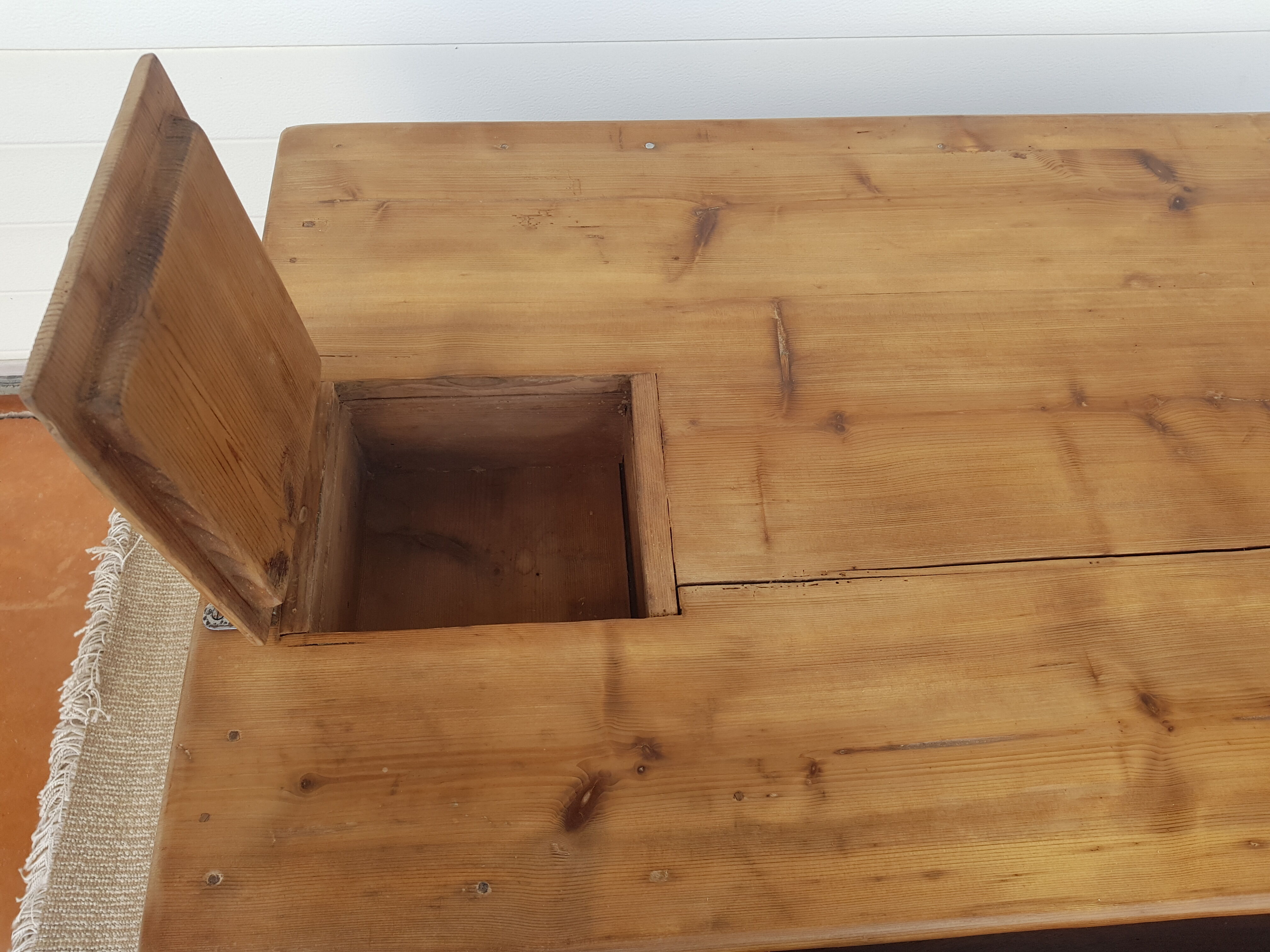 Established coordonnier early 20th s