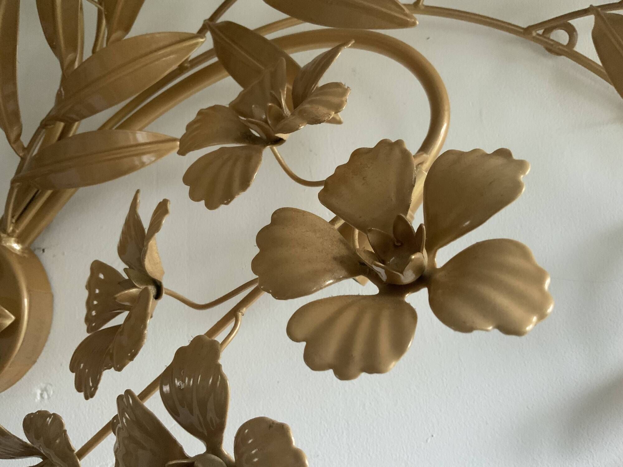 Hollywood regency Style Metal Gold Wall Light Sconce Floral 1970s, by Ledungs