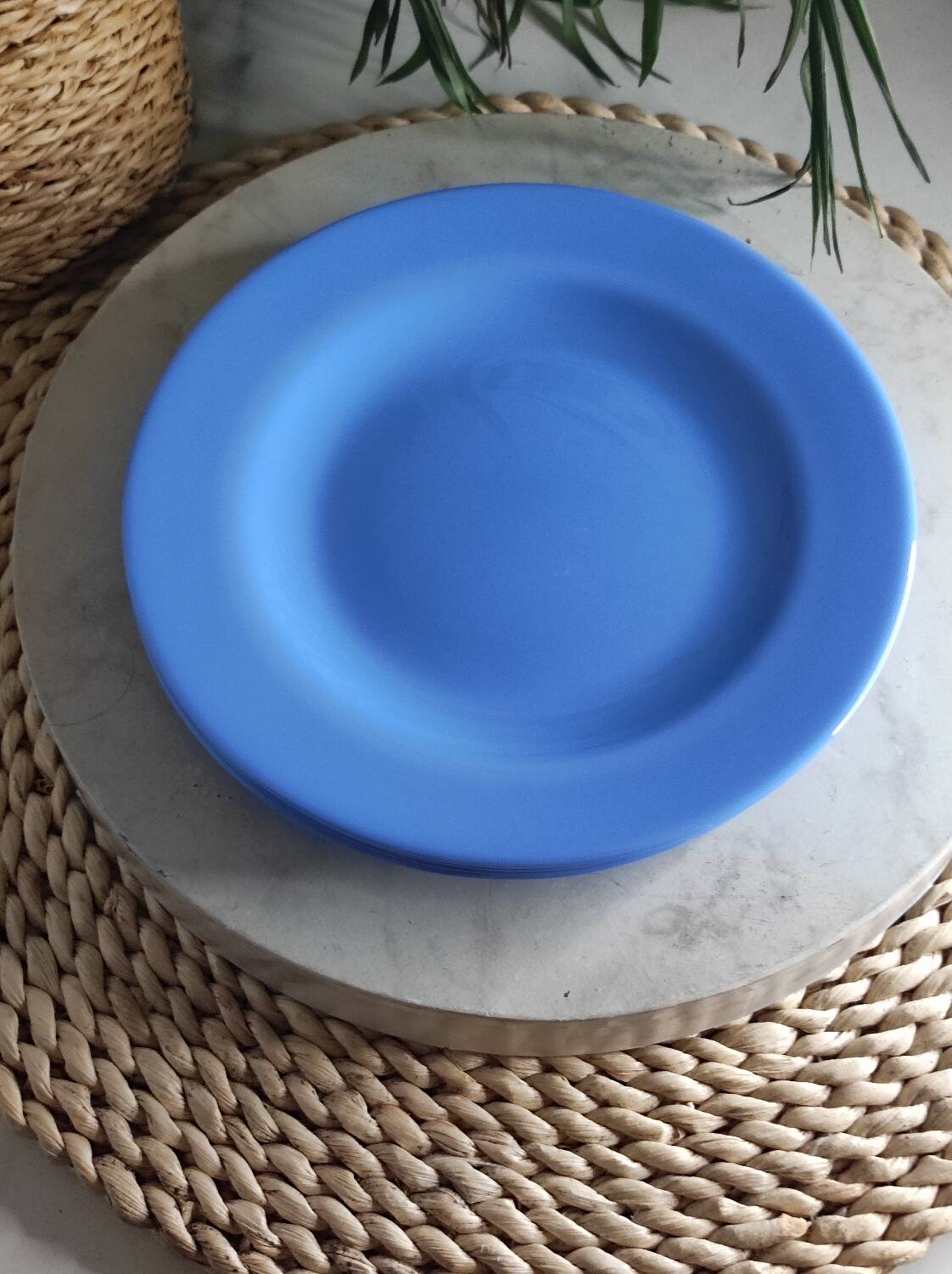 Blue dessert plates