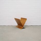 Vintage wooden magazine rack umbra