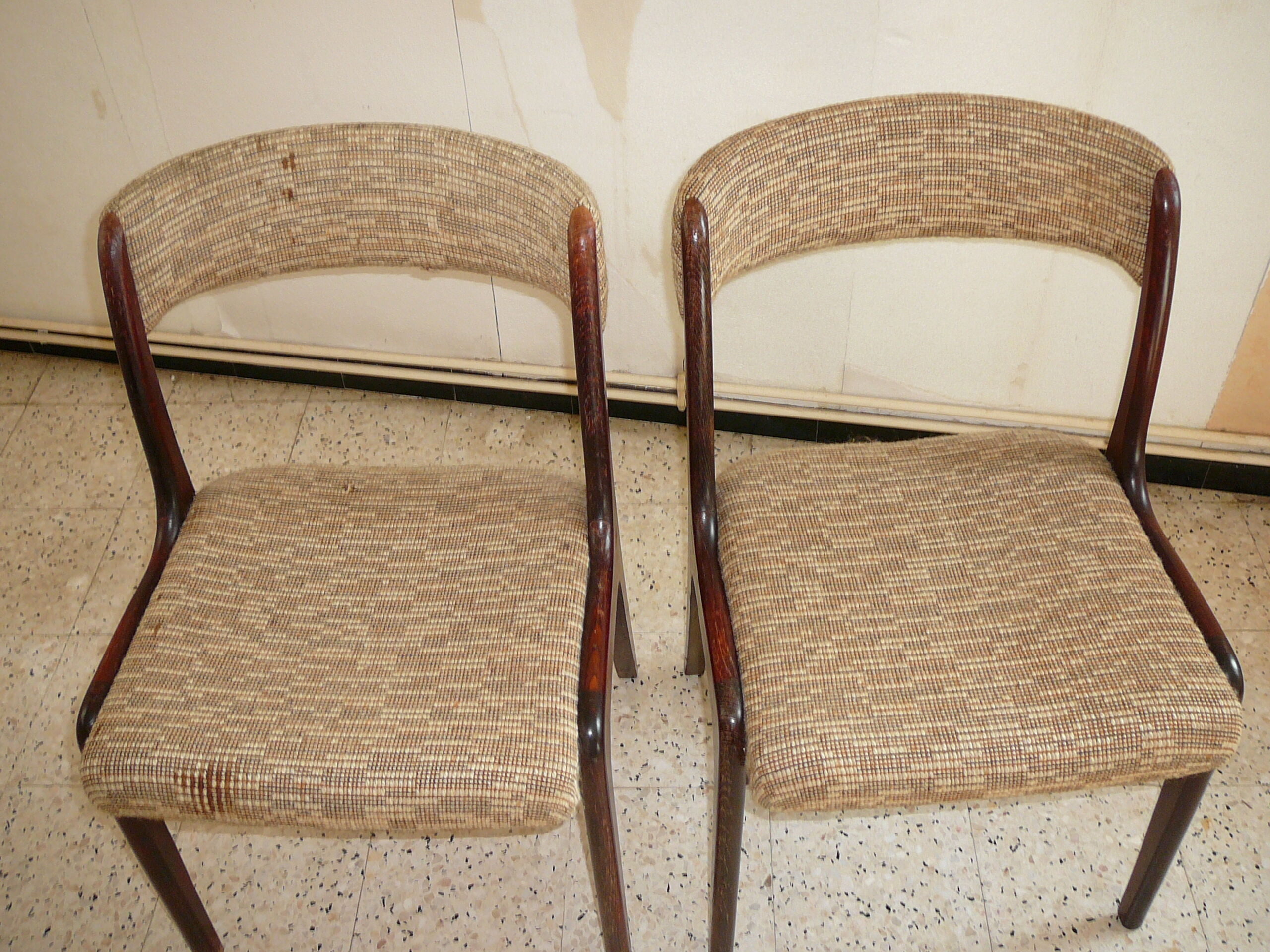2 Baumann gondola model chairs