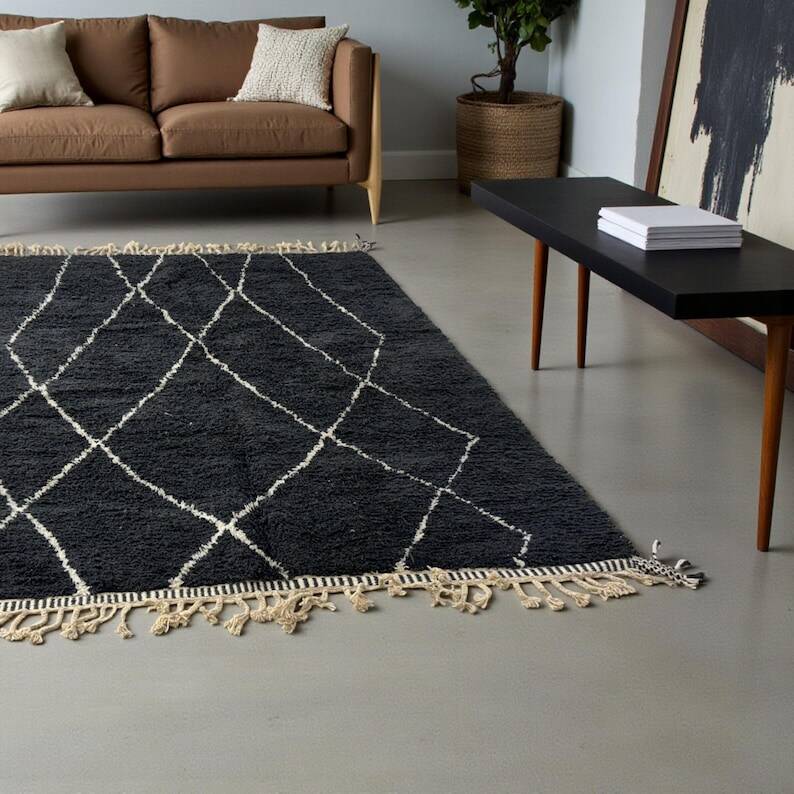 Handmade Moroccan rug 250cm x 200cm