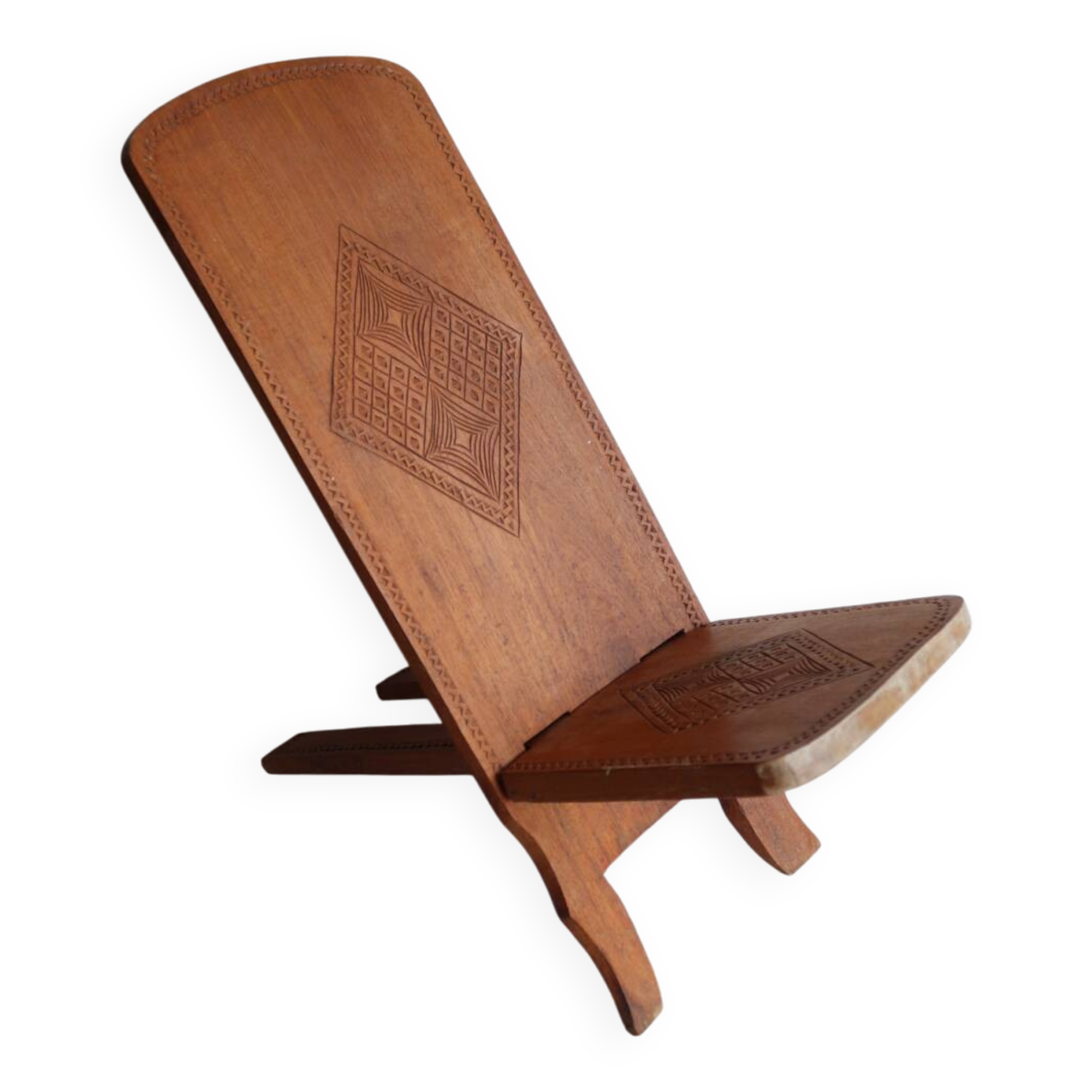 Child's folding chair carved – traditional wooden craftsmanship