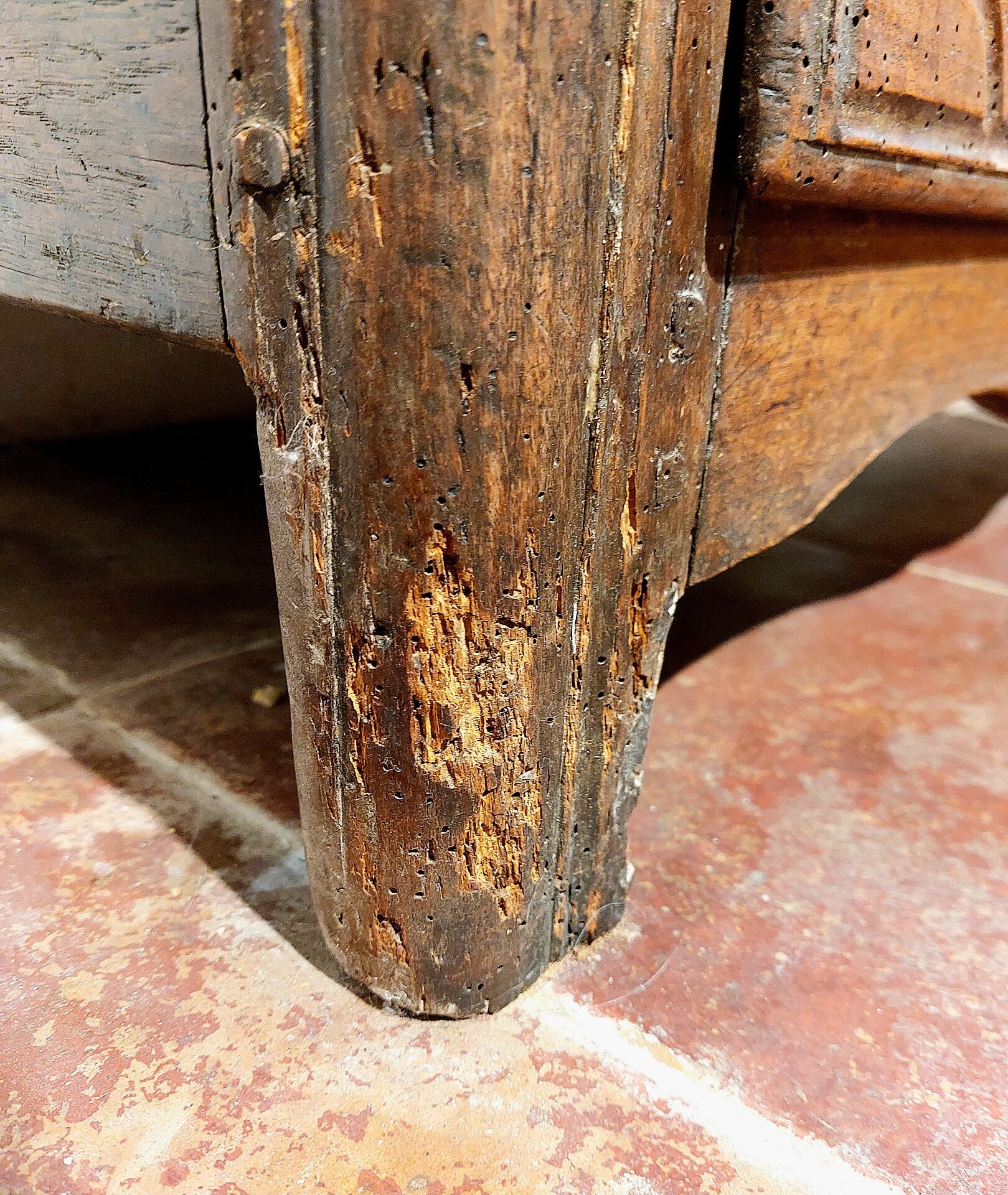 Small Louis XIV period chest of drawers in its original condition.
