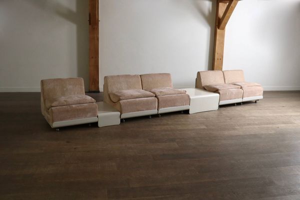 Canapé modulaire COR Orbis en velours côtelé par Luigi Colani, années 1970.