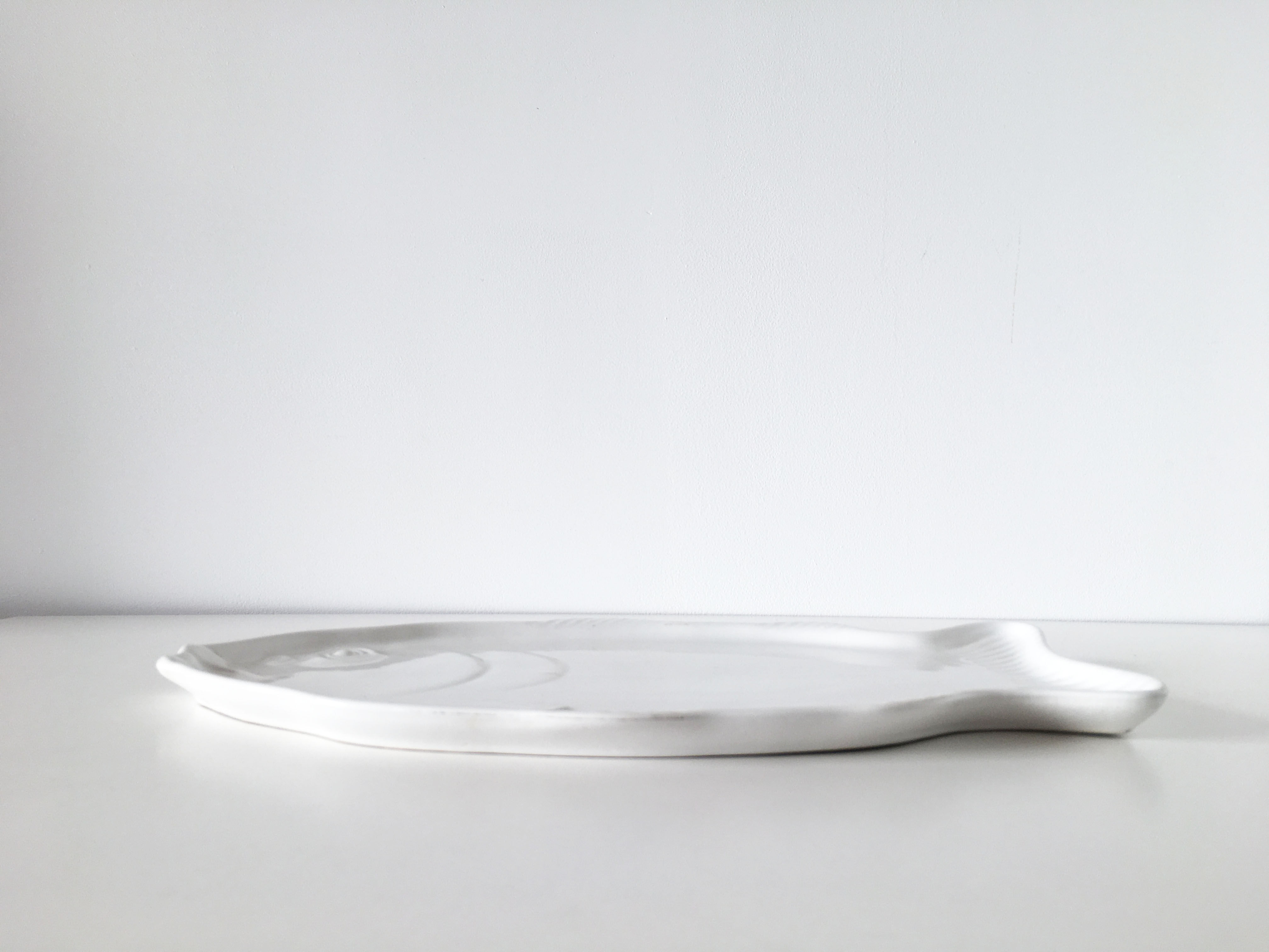 White ceramic fish dish