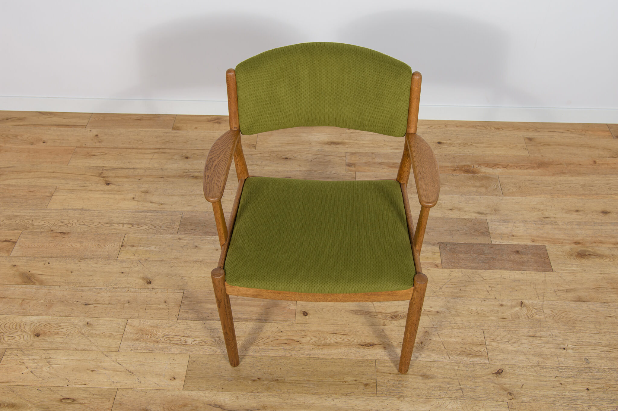 Chaises de salle à manger en chêne du milieu du siècle Modèle J62 par Poul M. Volther pour FDB Mobler, Danemark, années 1960, Ensemble de 4
