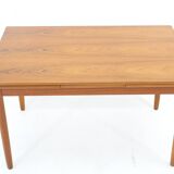 1960s Danish Teak Extendable Dinining Table
