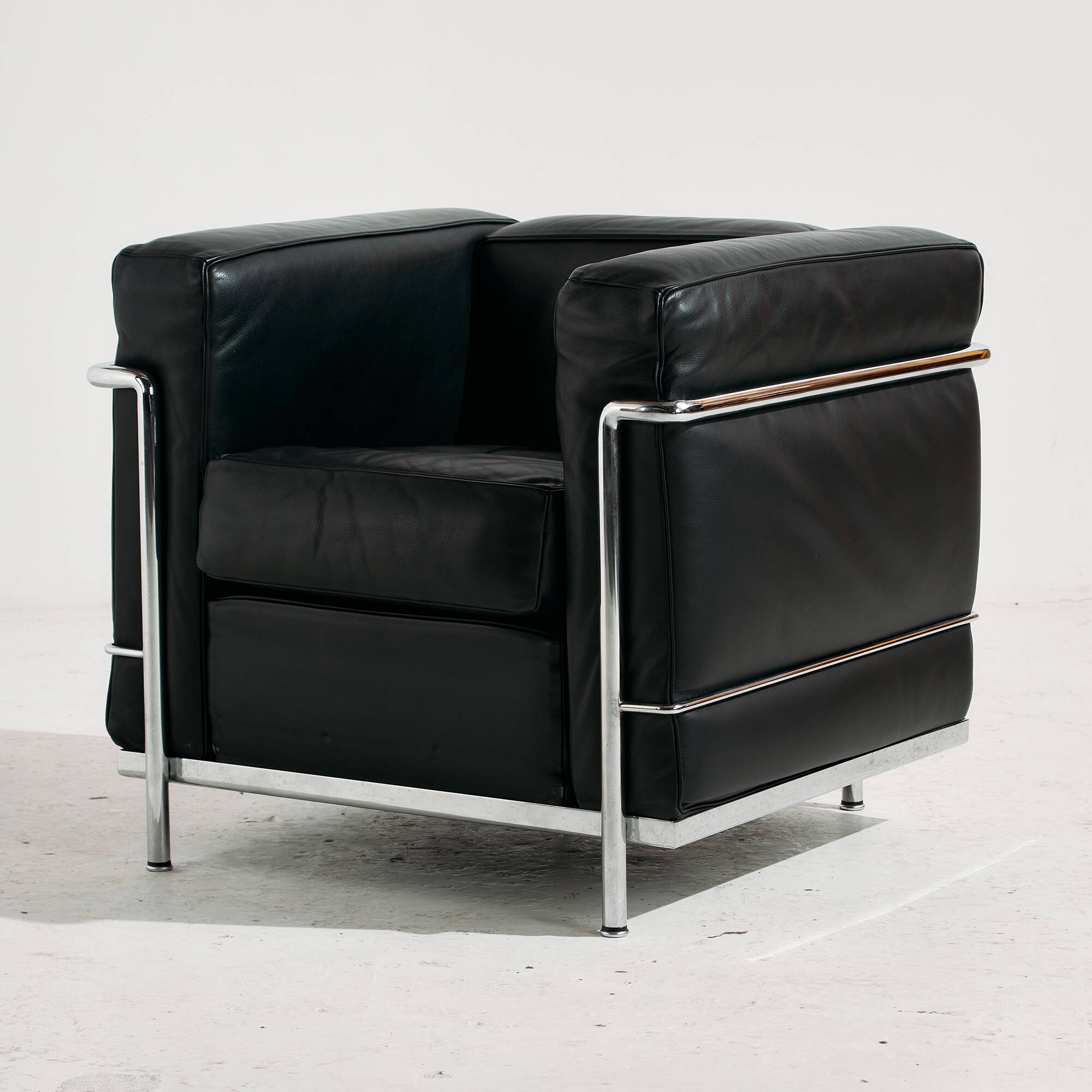 LC2 armchair by Le Corbusier, Pierre Jeanneret and Charlotte Perriand for Cassina