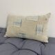 Coussin en toile ancienne style Kilim