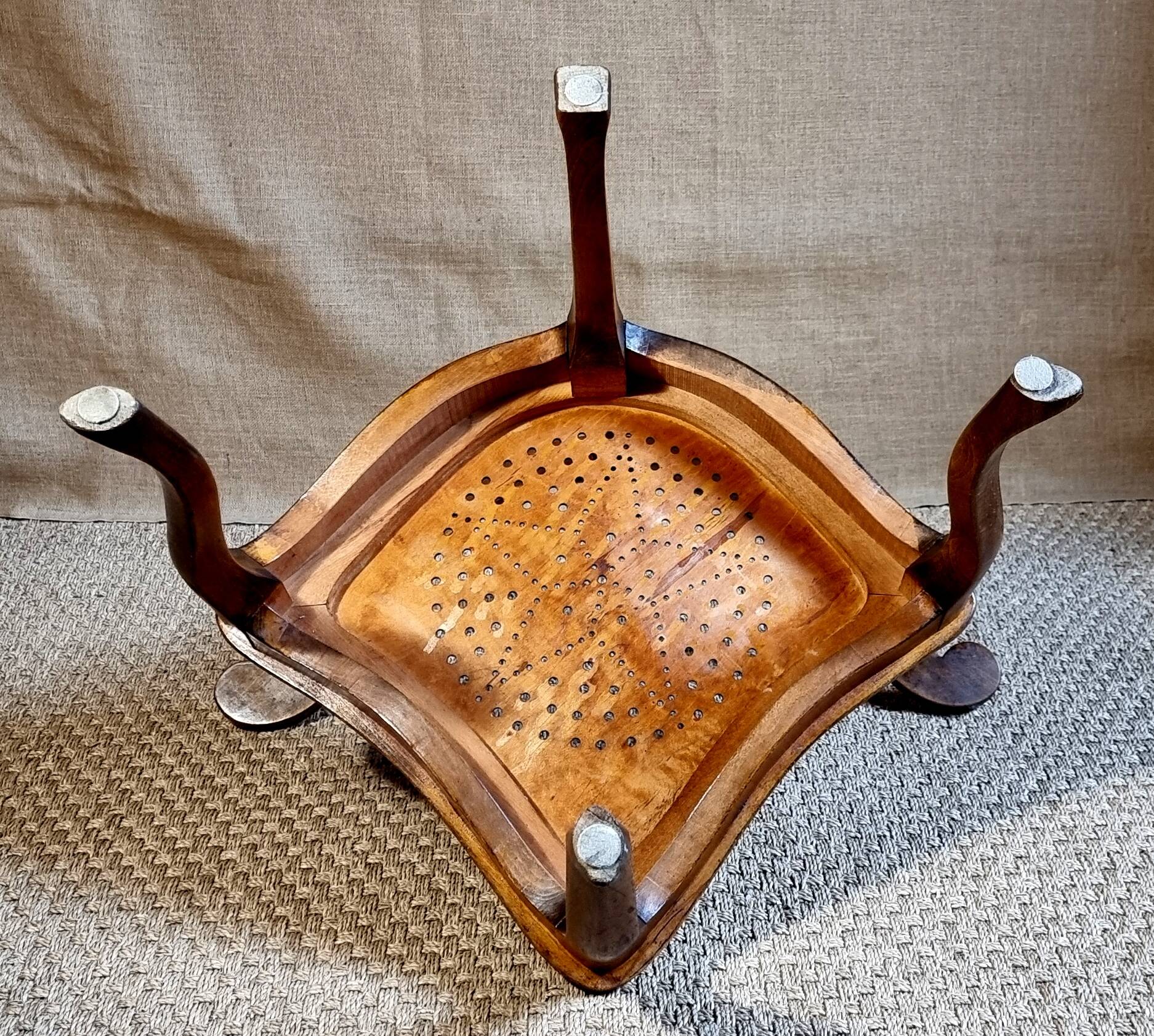 1900 corner armchair bistro seat