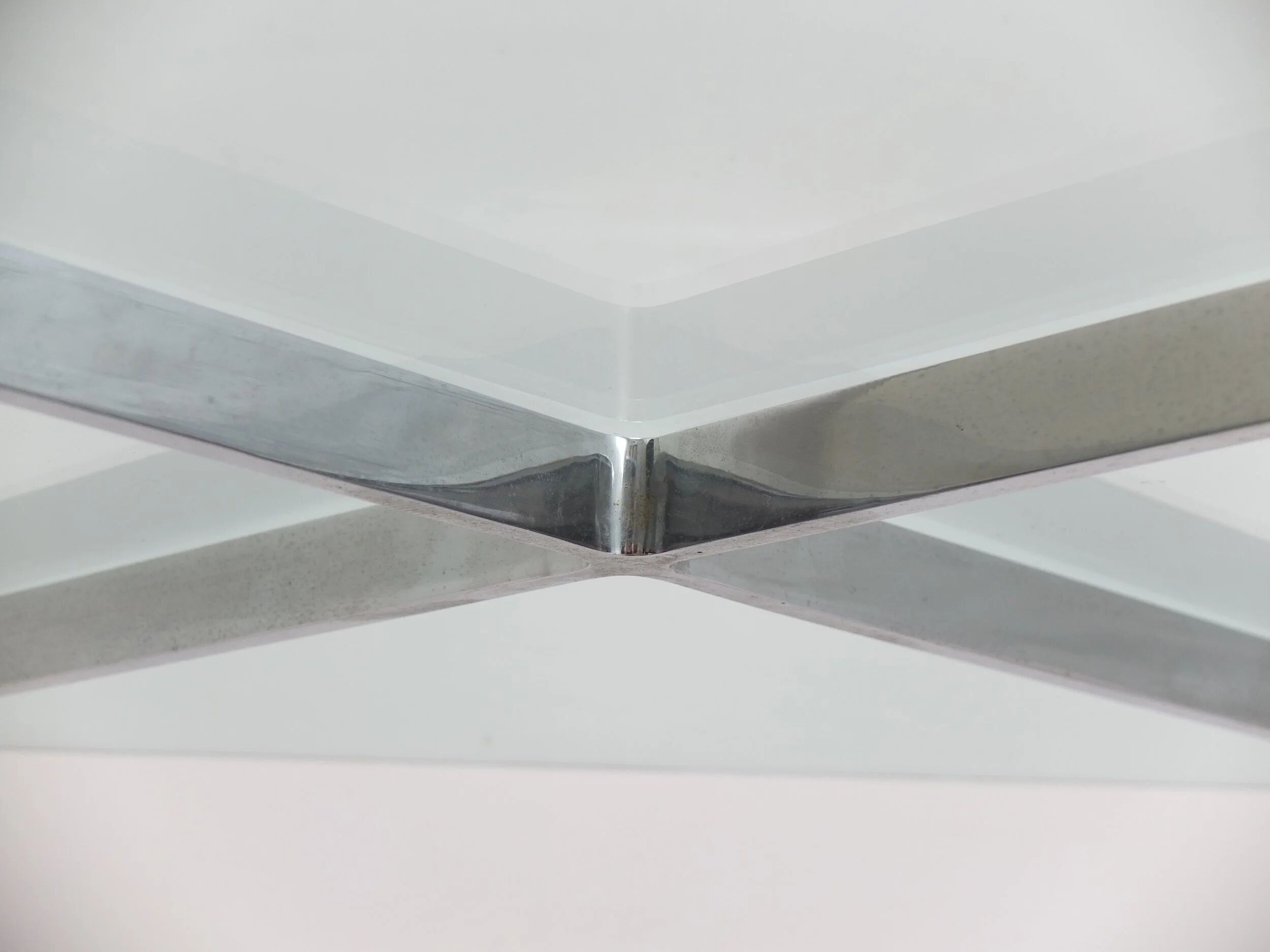 Glass 'Barcelona' coffee table by Mies Van Der Rohe for Knoll, 1929