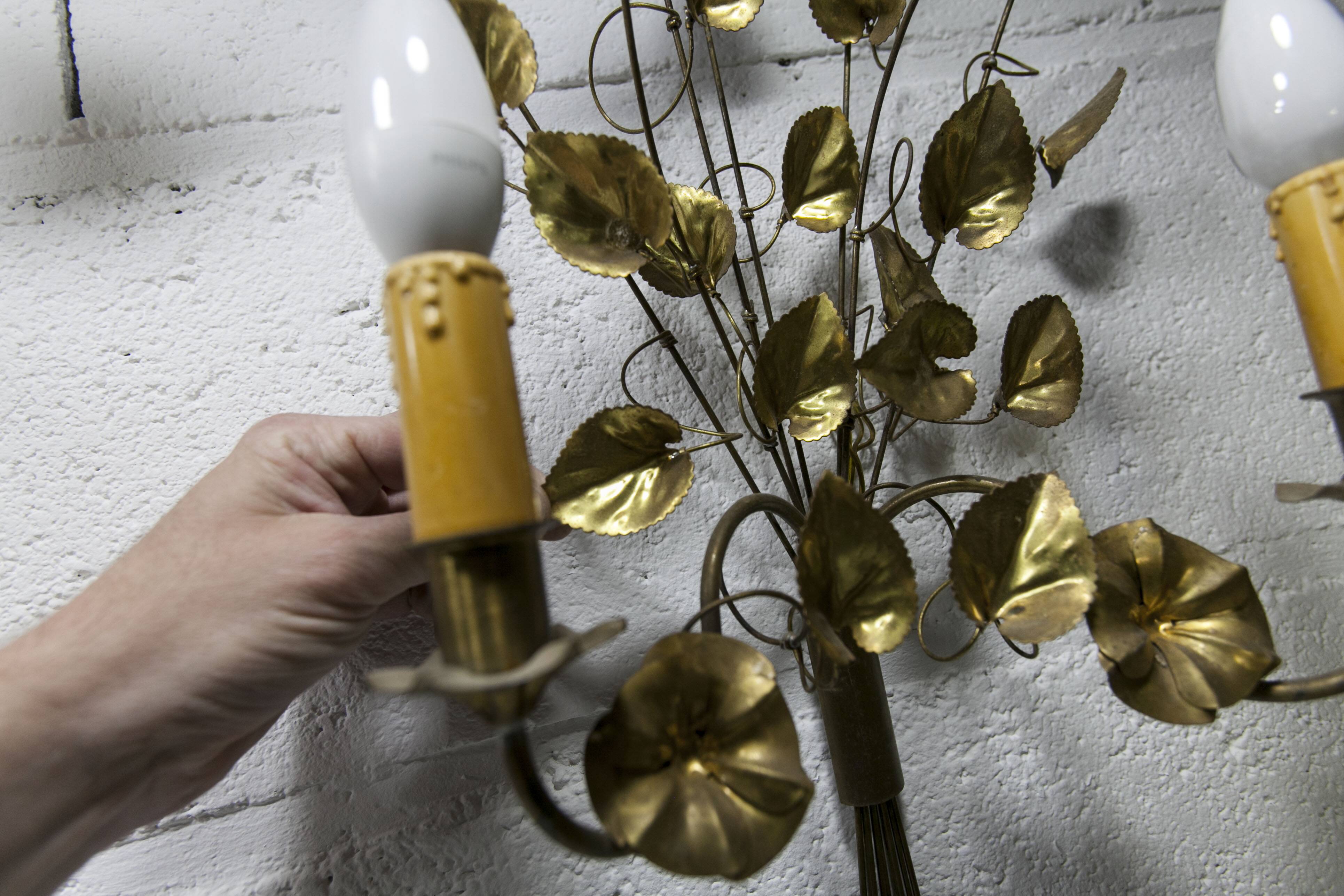 Pair of double flower bouquet sconces in brass 1960