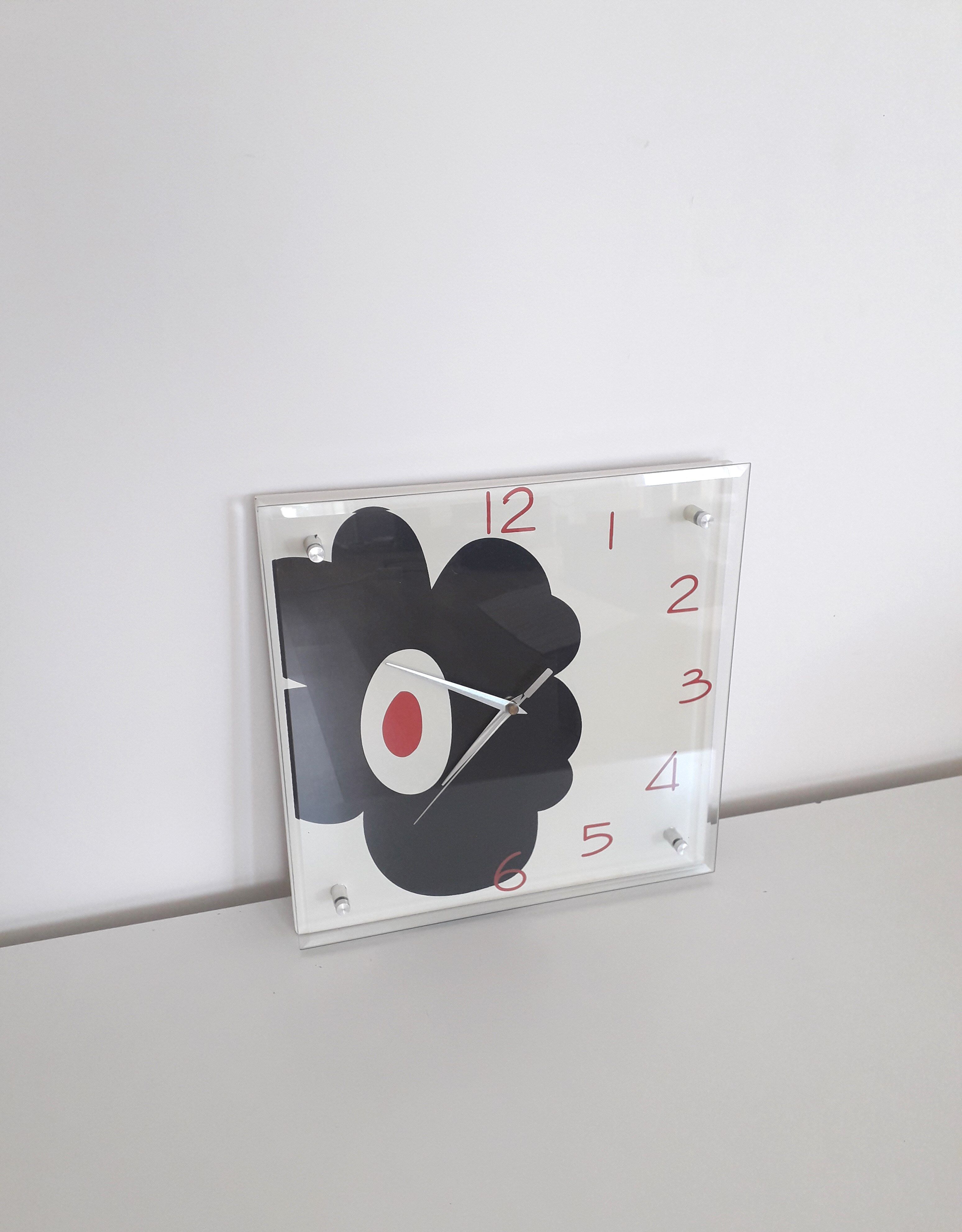 Vintage wall clock -- Wood and glass - 80s-90s