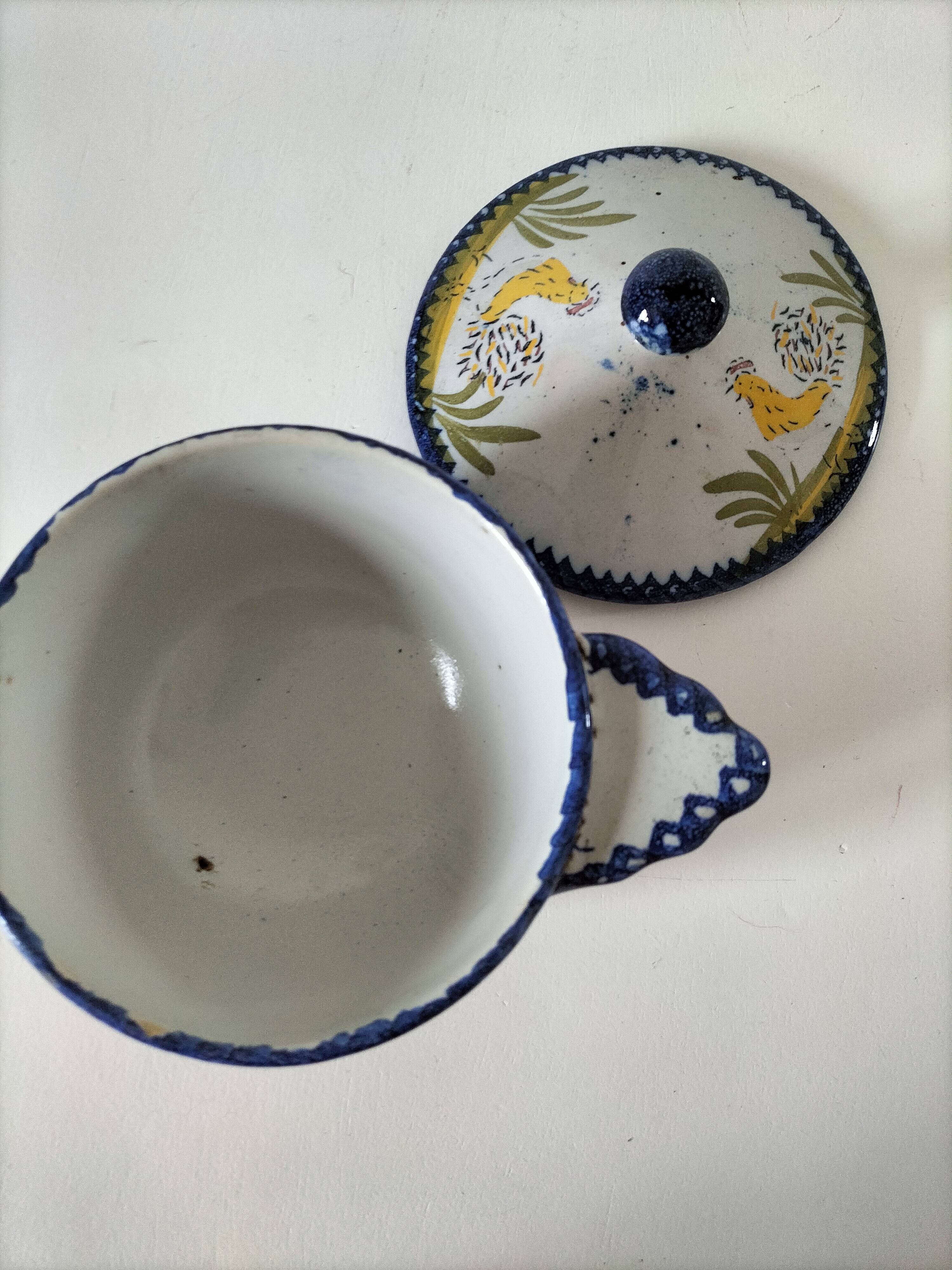 Earthenware bowl with lid from Charolles, village decoration.