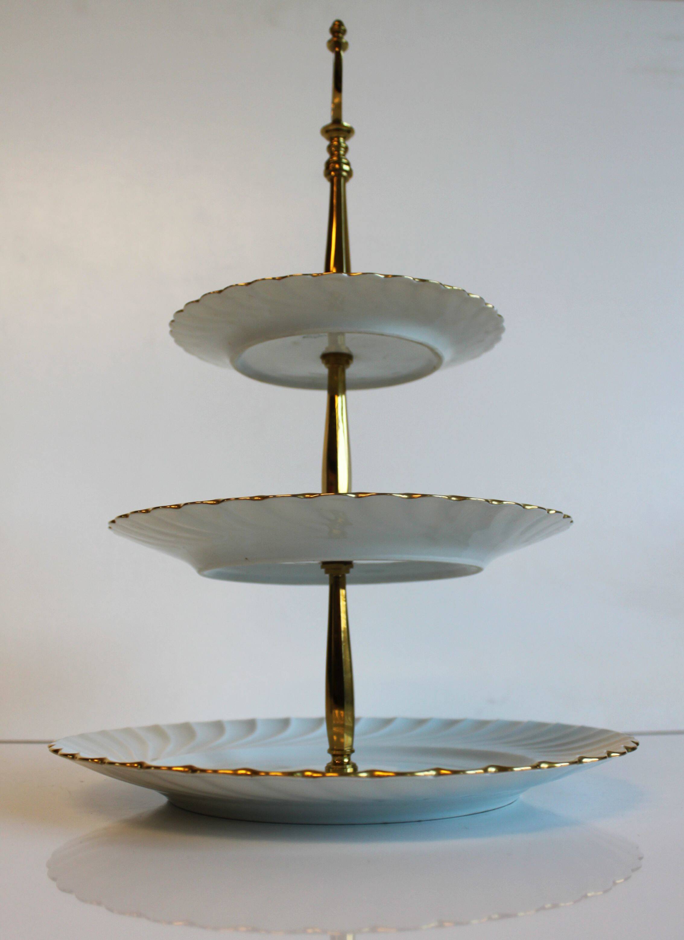 Maison Haviland 3-tier Limoges porcelain servant.