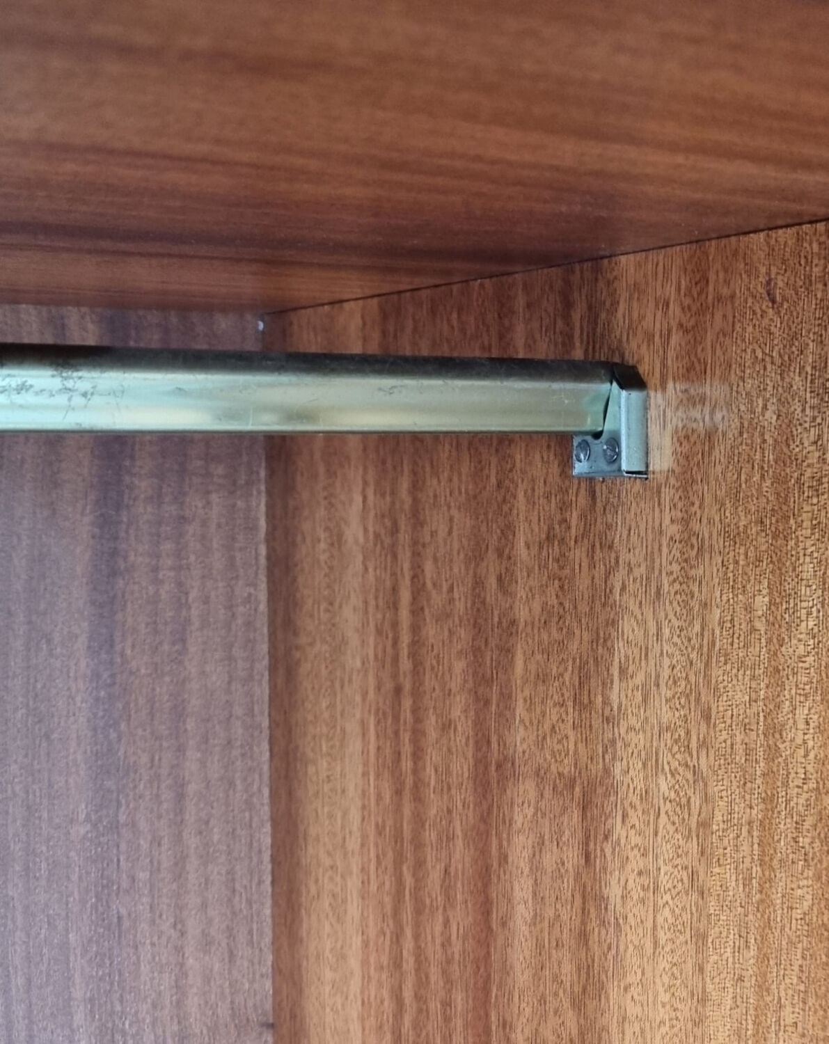 Armoire du milieu du siècle