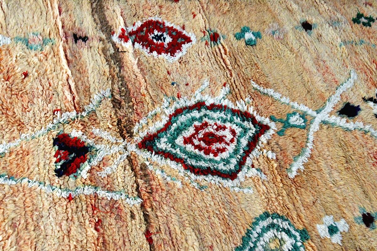 Boujaad vintage Moroccan Berber rug 260 x 128 cm