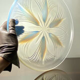 Verlys opalescent /opaline decorative tray (d.32.3cm)