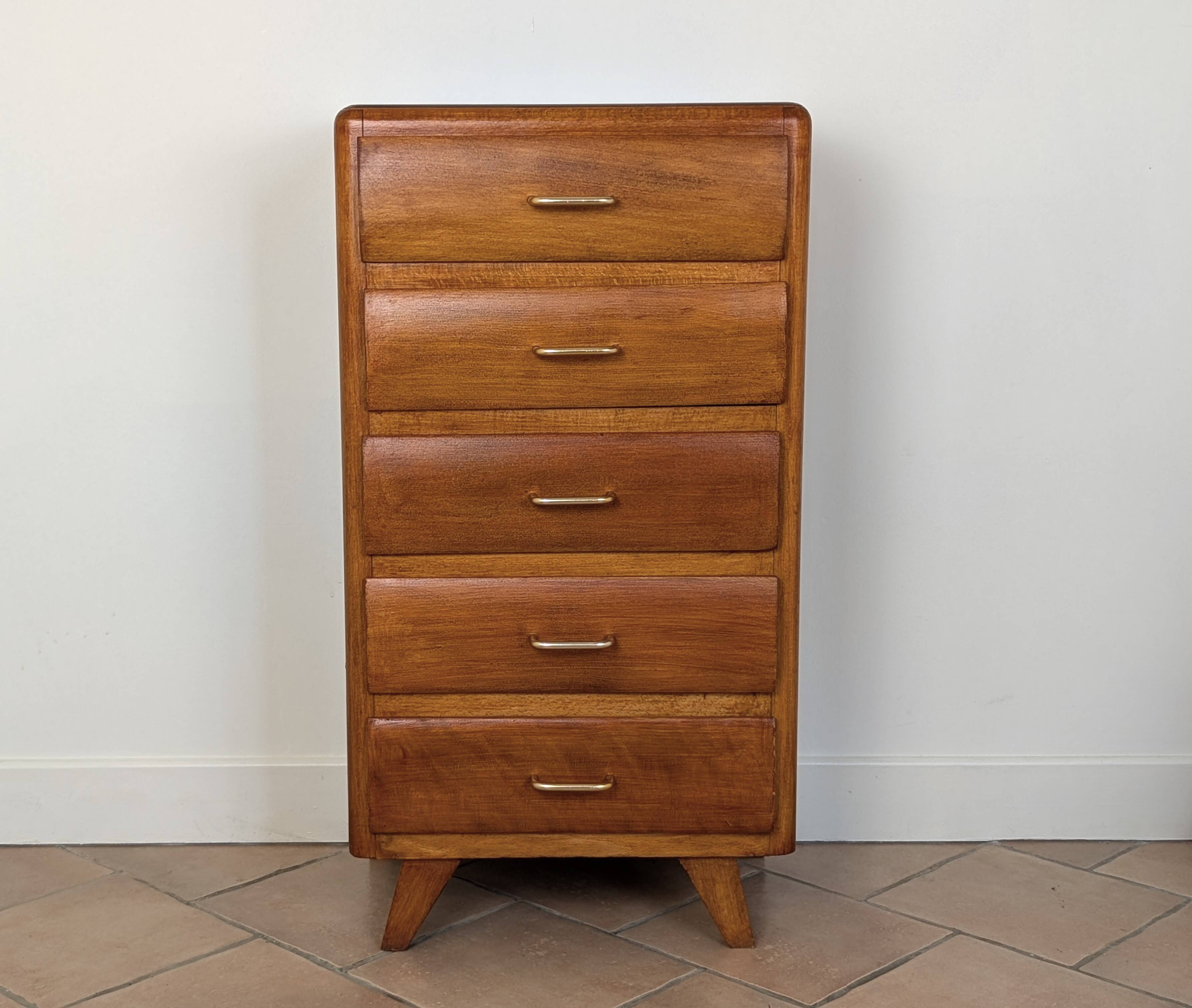 Vintage chest of drawers