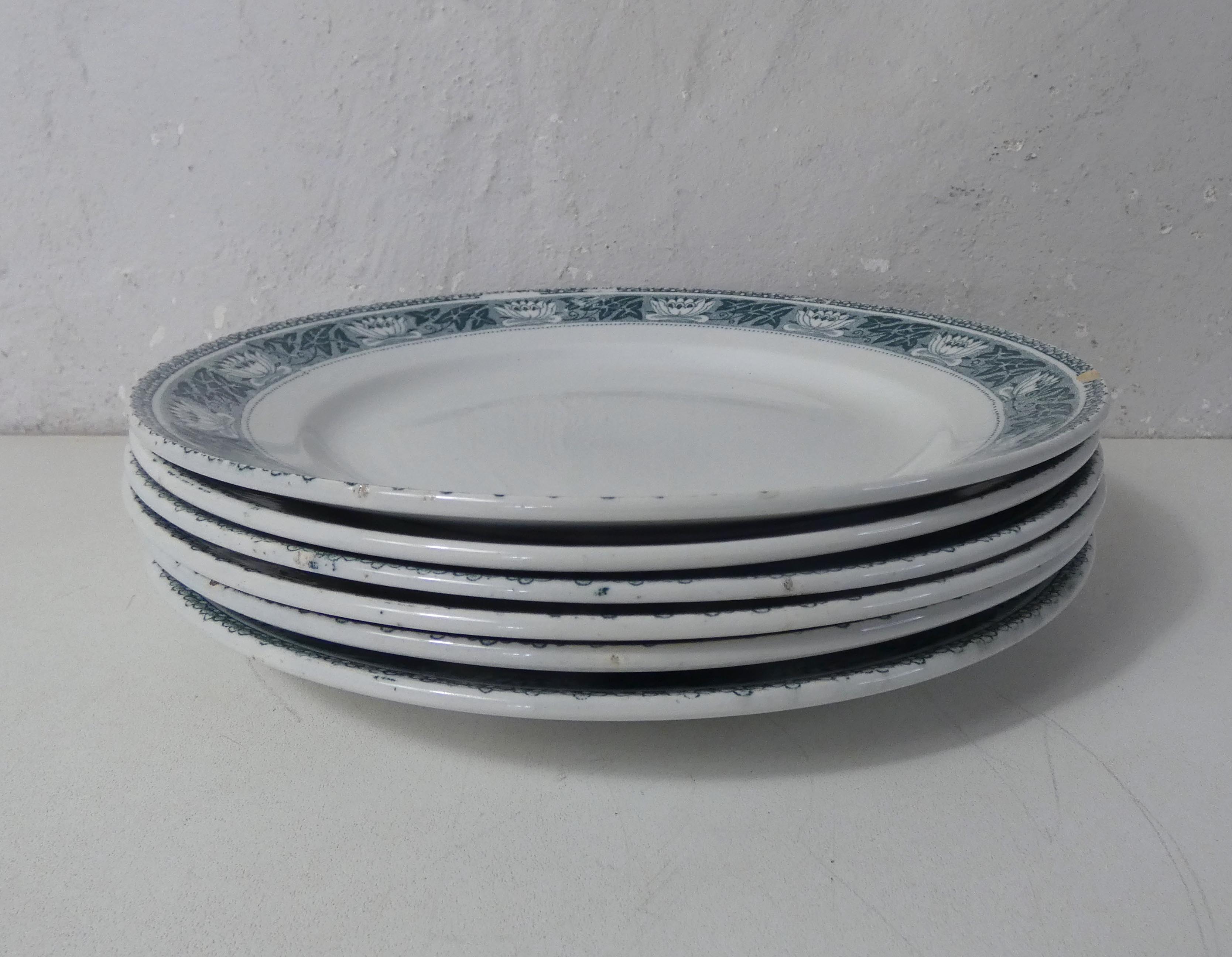 6 flat plates lotus, terre de fer